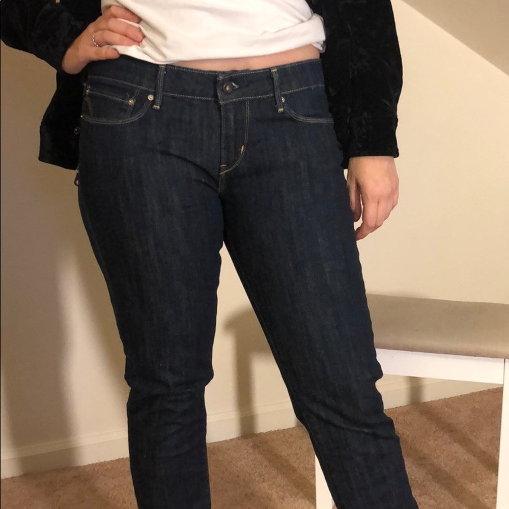 Levi’s slight curve skinny jeans